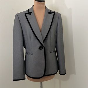 Tahari ASL Women’s Grey & Black Fitted Suit Jacket/ Blazer